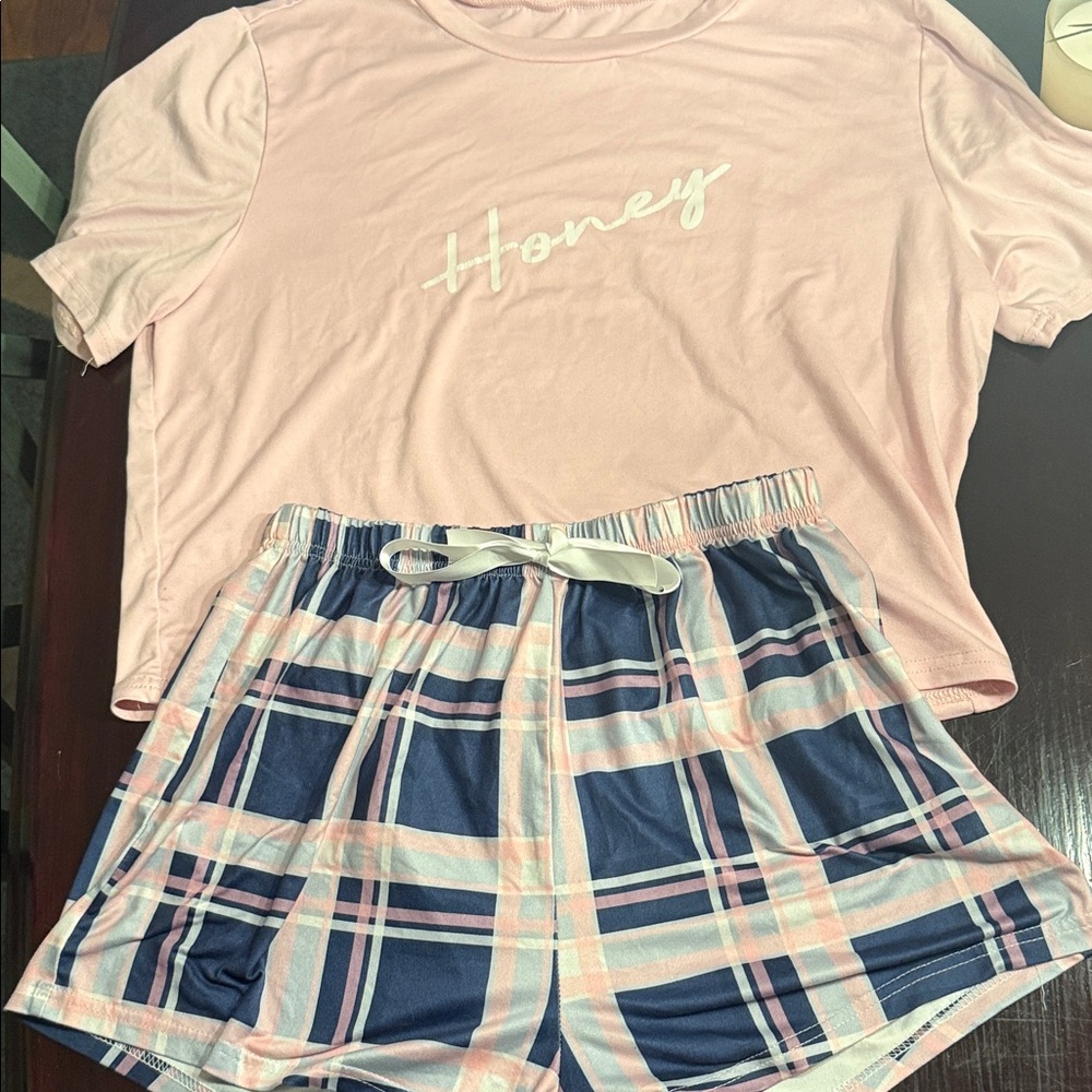 Pink 'Honey' T-Shirt and Plaid Short Pajama Set Size L